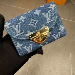 LV “Portefeuille Victorine”wallet