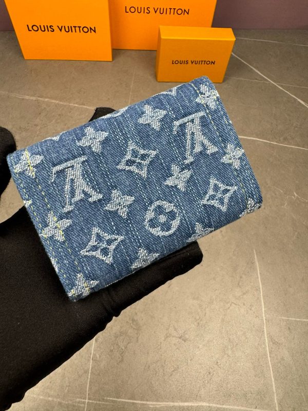 LV “Portefeuille Victorine”wallet