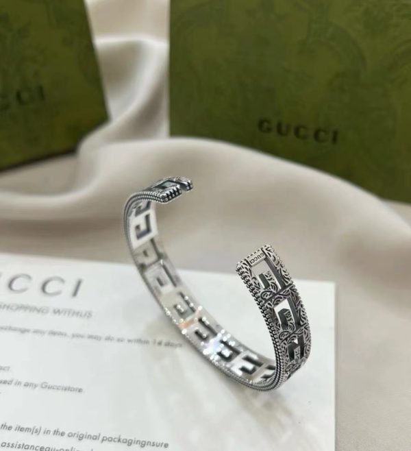  Gucci bangles