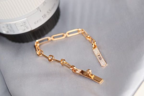 Hermes bracelet