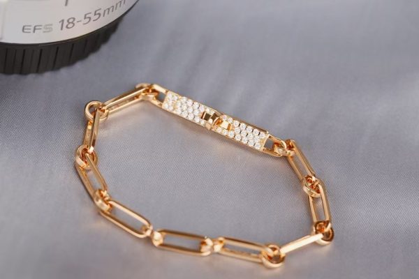 Hermes bracelet